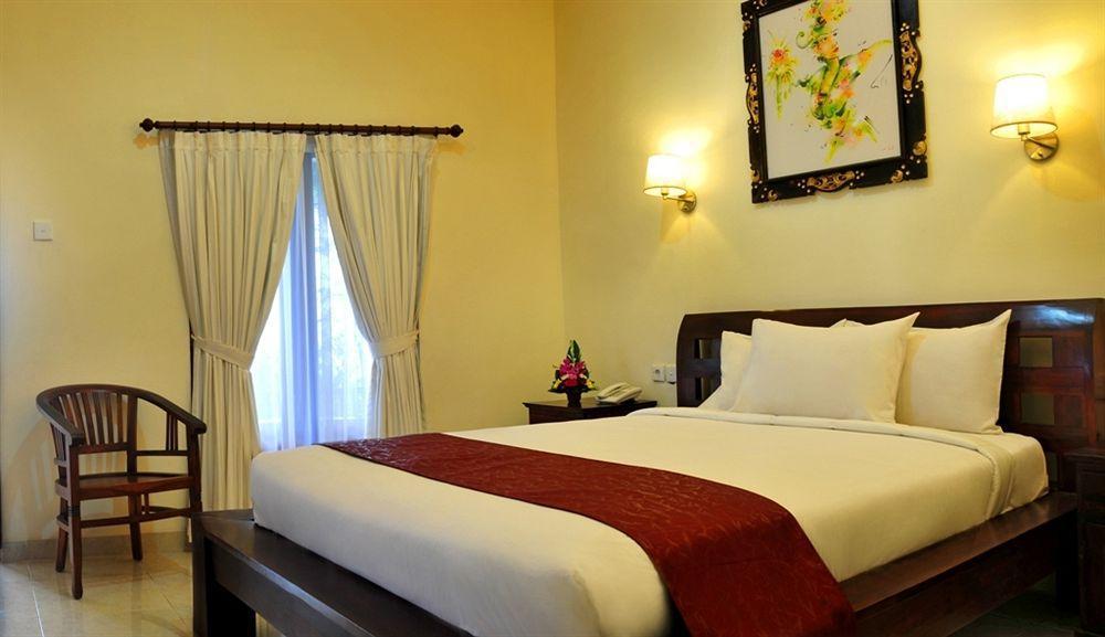 Puri Yuma Hotel เดนปาซาร์ ภายนอก รูปภาพ