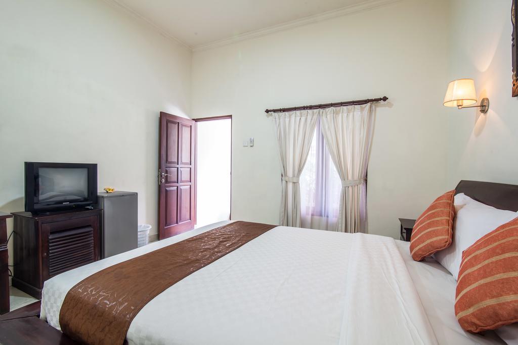 Puri Yuma Hotel เดนปาซาร์ ภายนอก รูปภาพ