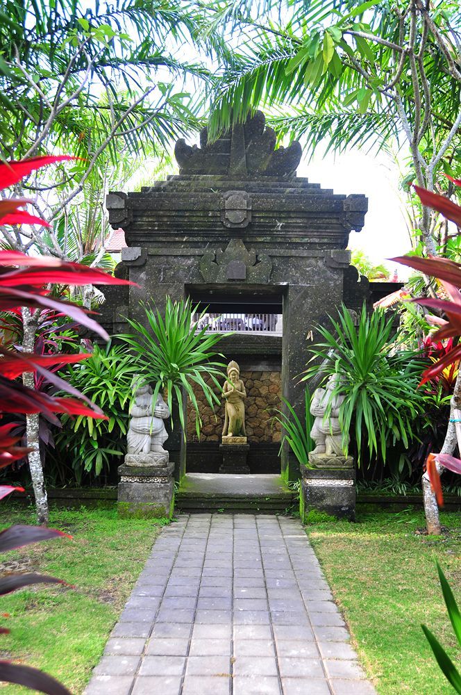 Puri Yuma Hotel เดนปาซาร์ ภายนอก รูปภาพ