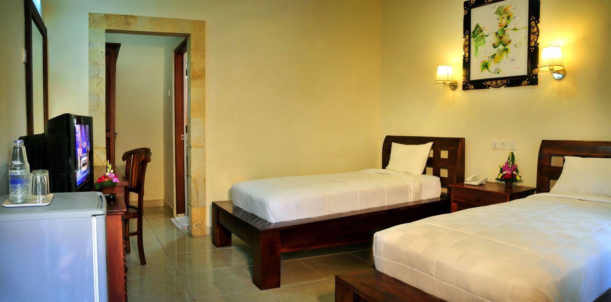 Puri Yuma Hotel เดนปาซาร์ ภายนอก รูปภาพ