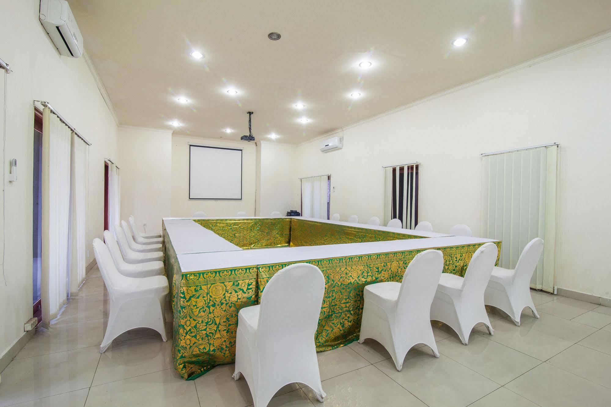 Puri Yuma Hotel เดนปาซาร์ ภายนอก รูปภาพ