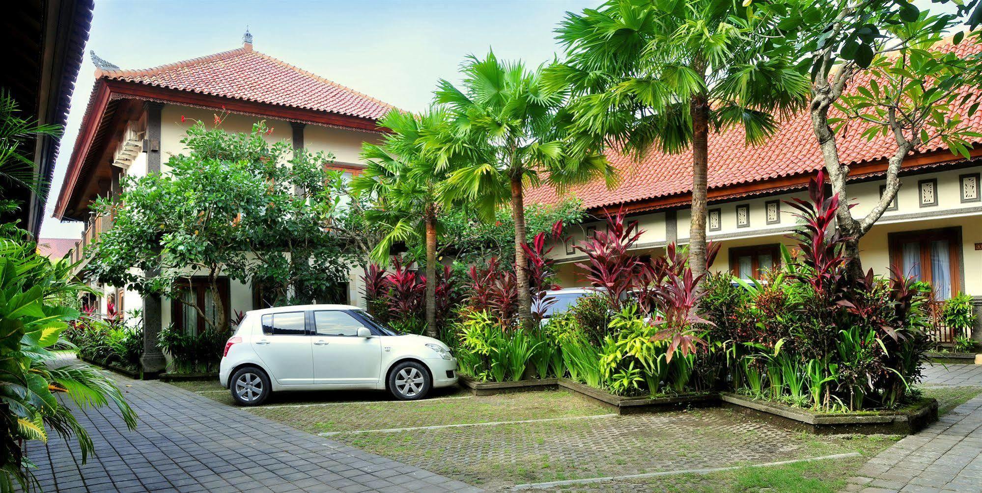 Puri Yuma Hotel เดนปาซาร์ ภายนอก รูปภาพ